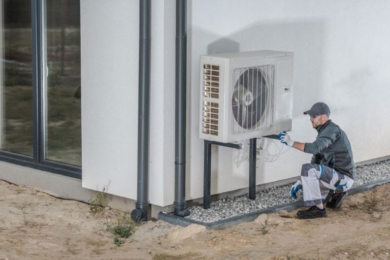 Knowing how to put in an air conditioner is important In toronto